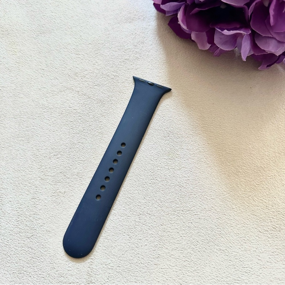 NWOT Apple Watch Band